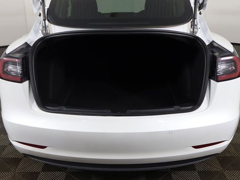 Used 2020 Tesla Model 3 Performance image 19