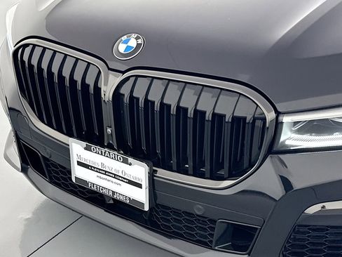 Used 2022 BMW 750i xDrive w/ Autobahn Package AWD/4WD image 14