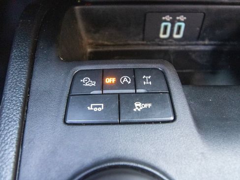 Used 2021 Ford Ranger XLT w/ Tremor Off-Road Package AWD/4WD image 30