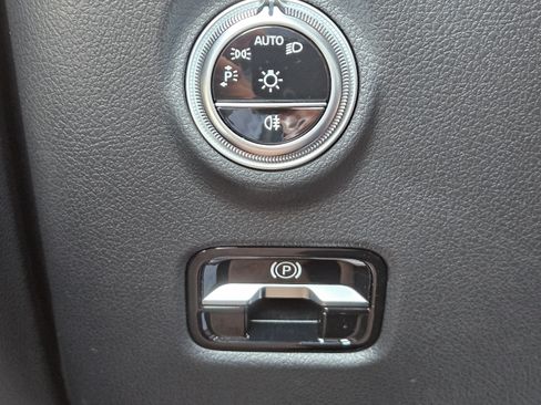 Used 2024 Mercedes-Benz CLE 300 4MATIC Coupe w/ AMG Line image 19