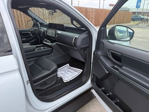 New 2026 Ford Expedition Platinum w/ Stealth Appearance Package image 11