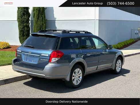 Used 2009 Subaru Outback 2.5i Limited AWD/4WD image 6