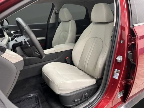 Used 2024 Hyundai Sonata Limited image 4