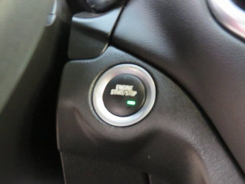 Used 2021 Chevrolet Equinox LT image 27