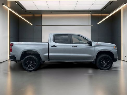 Used 2025 Chevrolet Silverado 1500 LT Trail Boss AWD/4WD image 7