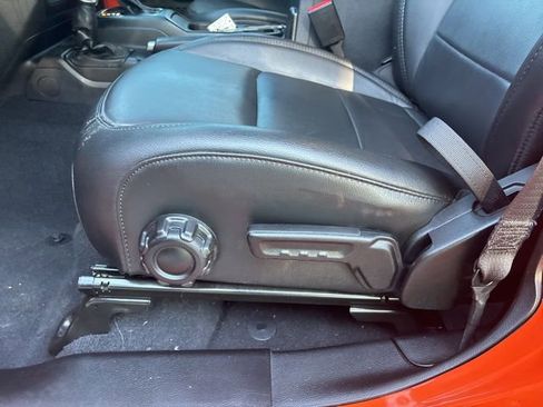 Used 2023 Jeep Wrangler Altitude image 41