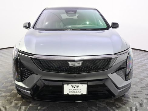 New 2026 Cadillac Optiq Sport 2 w/ LPO, Floor Liner Package AWD/4WD image 10