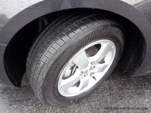 Used 2016 Chevrolet Cruze LT FWD image 7