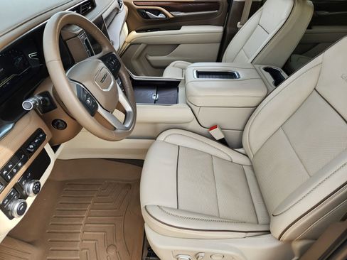 Used 2022 GMC Yukon Denali image 17