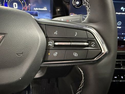 New 2026 Chevrolet Traverse Z71 w/ LPO, Floor Liner Package image 13