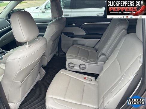 Used 2019 Toyota Highlander Limited AWD/4WD image 8