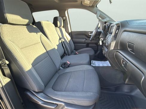 Used 2023 Chevrolet Silverado 2500 Custom w/ Custom Convenience Package image 28