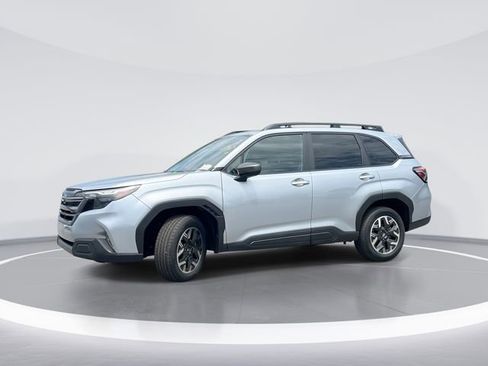 Certified 2025 Subaru Forester Premium AWD/4WD image 1
