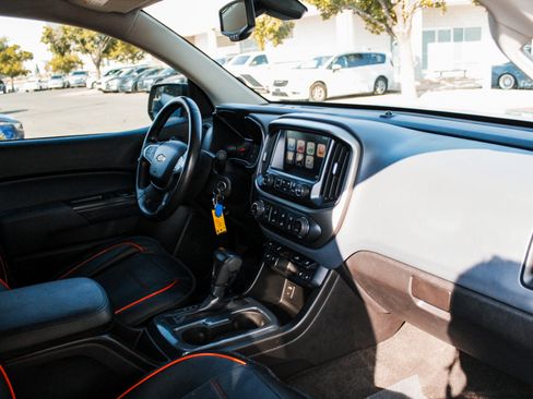 Used 2015 Chevrolet Colorado Z71 w/ LPO, Gearon Bar Package RWD image 27