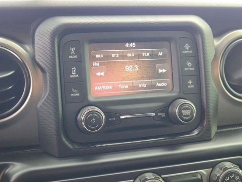 Used 2020 Jeep Gladiator Sport w/ Quick Order Package 24S image 25