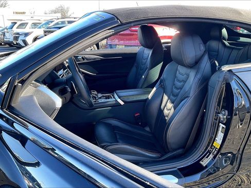 Used 2023 BMW M850i xDrive Convertible image 8