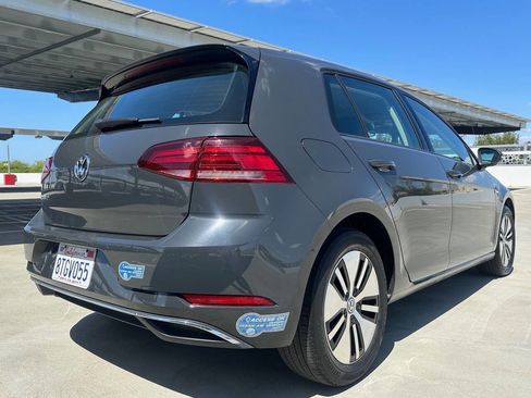 Used 2019 Volkswagen e-Golf SEL Premium image 10