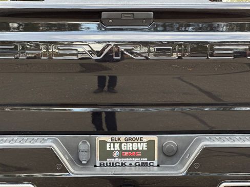 Used 2022 Chevrolet Silverado 1500 High Country w/ Z71 Off-Road Package image 51