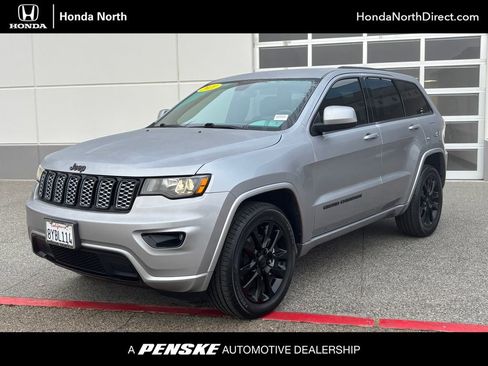 Used 2021 Jeep Grand Cherokee Laredo X image 1