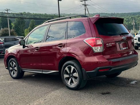 Used 2018 Subaru Forester 2.5i Premium w/ All-Weather Package AWD/4WD image 5