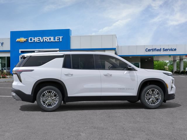 New 2027 Chevrolet Traverse LT w/ Driver Confidence Package FWD image 5