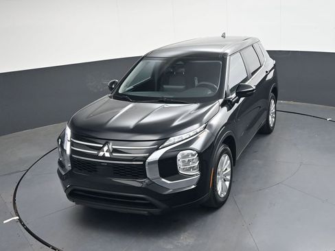 Used 2025 Mitsubishi Outlander ES AWD/4WD image 20
