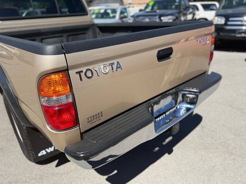 Used 2003 Toyota Tacoma 4x4 Xtracab V6 w/ Convenience Pkg image 88