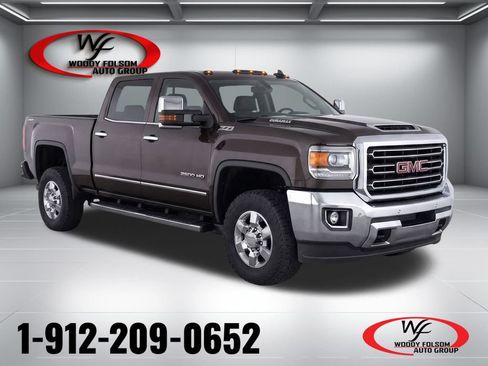 Used 2018 GMC Sierra 2500 SLT w/ Duramax Plus Package AWD/4WD image 1