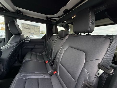 New 2025 Ford Bronco Badlands AWD/4WD image 27