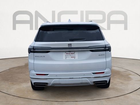 New 2026 Buick Enclave Avenir w/ Super Cruise Package FWD image 9