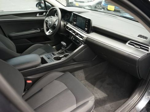 Used 2021 Kia K5 LXS FWD image 17