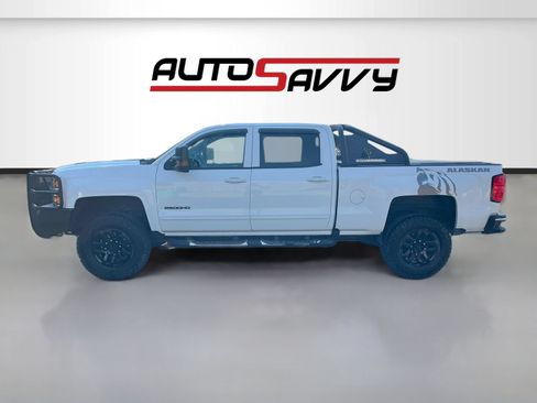 Used 2017 Chevrolet Silverado 2500 LT AWD/4WD image 4