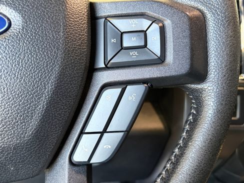 Used 2016 Ford F150 XLT w/ Equipment Group 302A Luxury AWD/4WD image 18