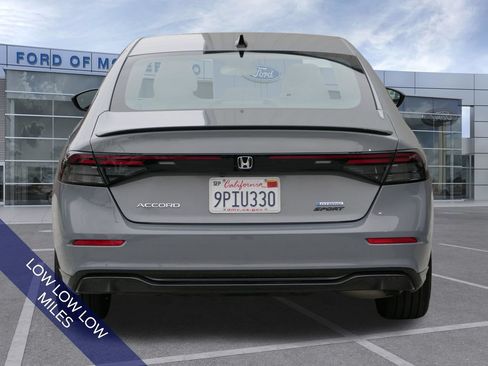 Used 2024 Honda Accord Sport image 4