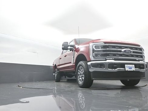 New 2026 Ford F250 Lariat w/ FX4 Off-Road Package image 30