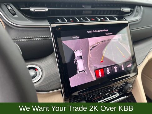 New 2025 Jeep Grand Cherokee Limited w/ Luxury Tech Group II image 15