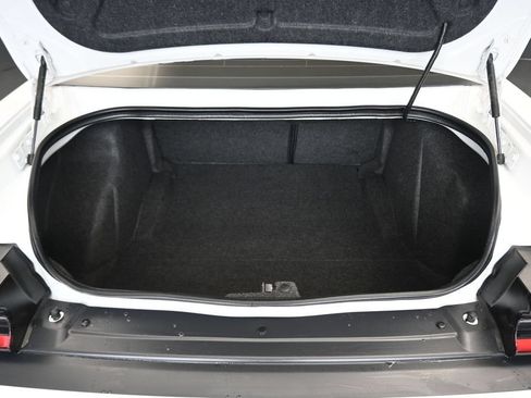 Used 2019 Dodge Challenger R/T Scat Pack w/ Shaker Package RWD image 43