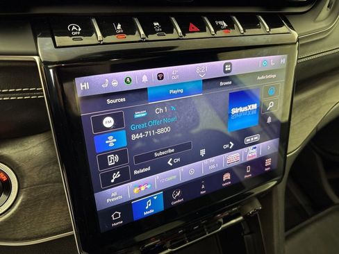 Used 2024 Jeep Grand Cherokee L Limited w/ Luxury Tech Group II image 26