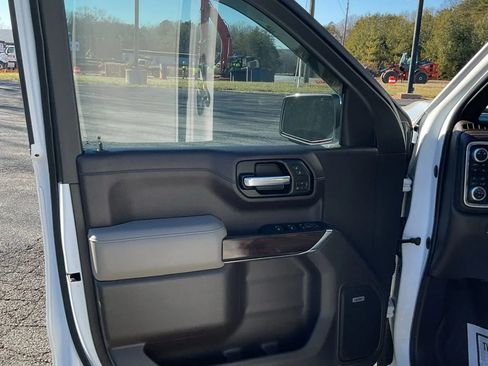 Used 2019 GMC Sierra 1500 SLT w/ SLT Premium Plus Package image 28