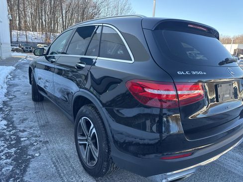 Used 2019 Mercedes-Benz GLC 350e 4MATIC image 4