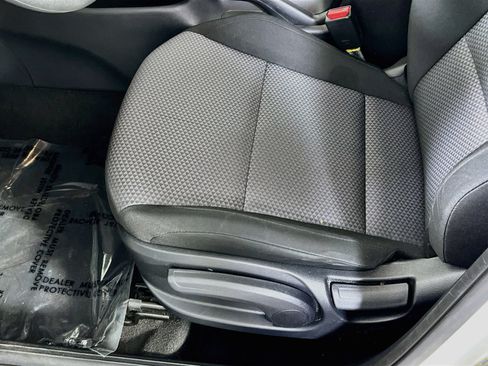 Used 2022 Kia Soul LX w/ Technology Package FWD image 18