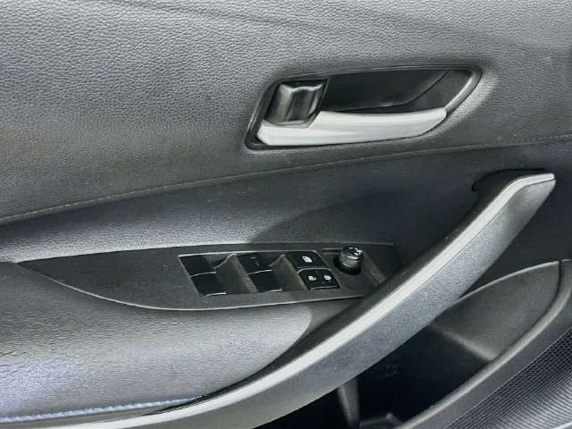 Used 2020 Toyota Corolla SE FWD image 10