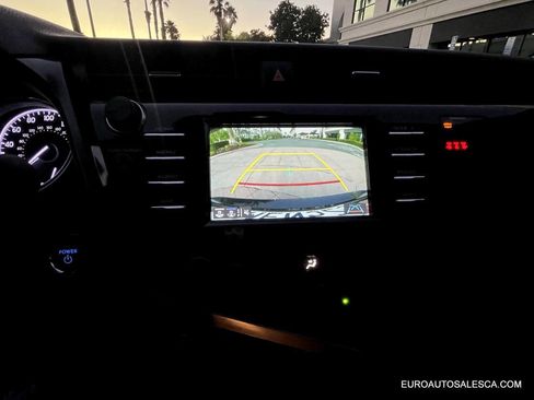 Used 2019 Toyota Camry LE image 29