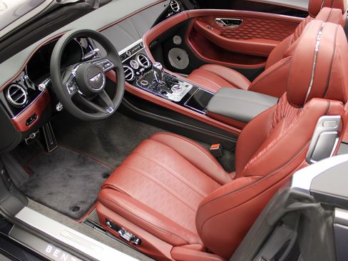 New 2025 Bentley Continental GT Speed image 27