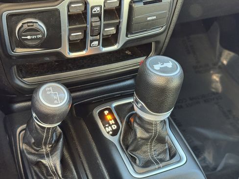 Certified 2024 Jeep Wrangler Unlimited Sahara image 22