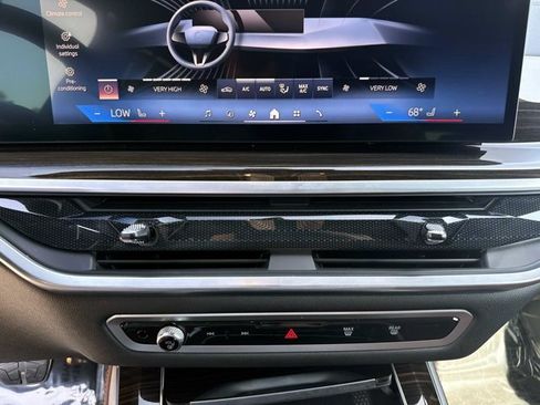Used 2024 BMW X5 sDrive40i w/ M Sport Package RWD image 28