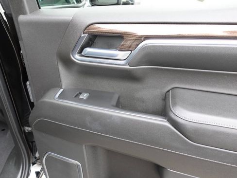 Used 2022 Chevrolet Silverado 1500 LT image 26