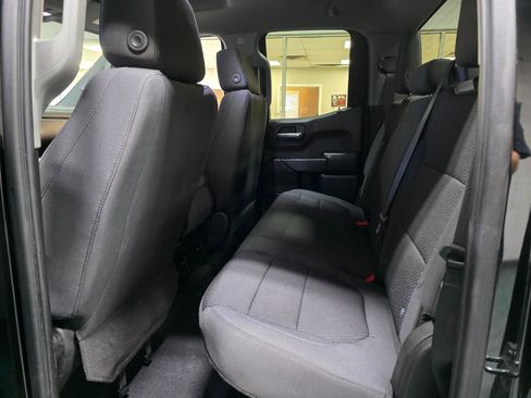 Used 2020 Chevrolet Silverado 1500 Custom w/ Custom Value Package image 19