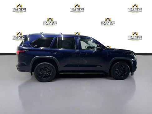 Used 2024 Toyota Sequoia Limited w/ TRD Off-Road Package AWD/4WD image 5