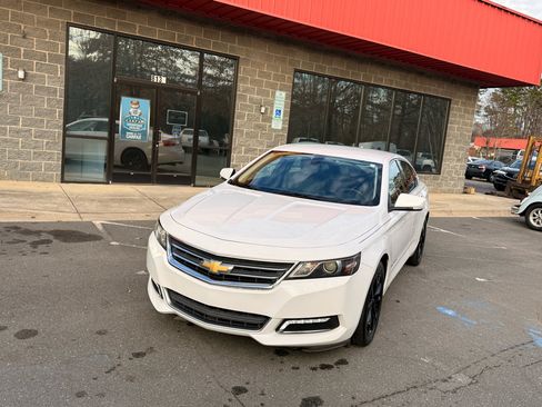 Used 2017 Chevrolet Impala LT image 5